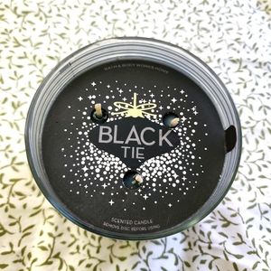 bath & body works | black tie scented candle